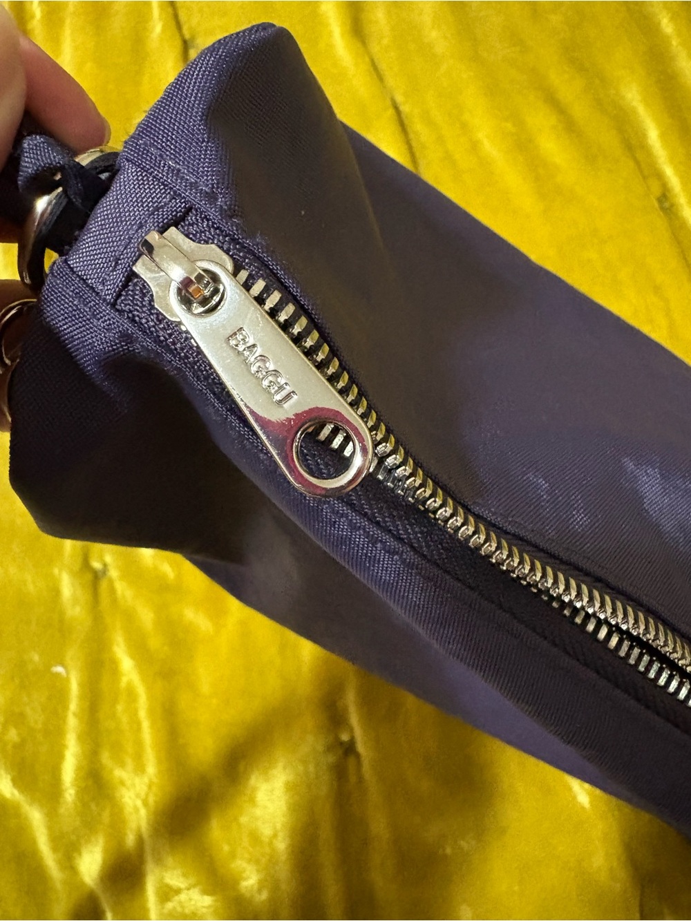 EUC BAGGU Fig Loaf Shoulder Zip Bag - Picture 7 of 9
